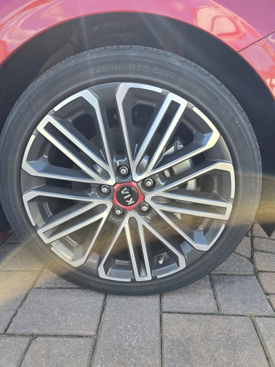 2020 Kia Forte - Image 9 of 17
