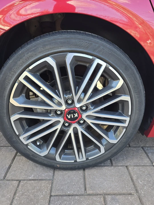 2020 Kia Forte - Image 8 of 17