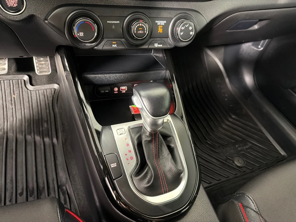 2020 Kia Forte - Image 17 of 21