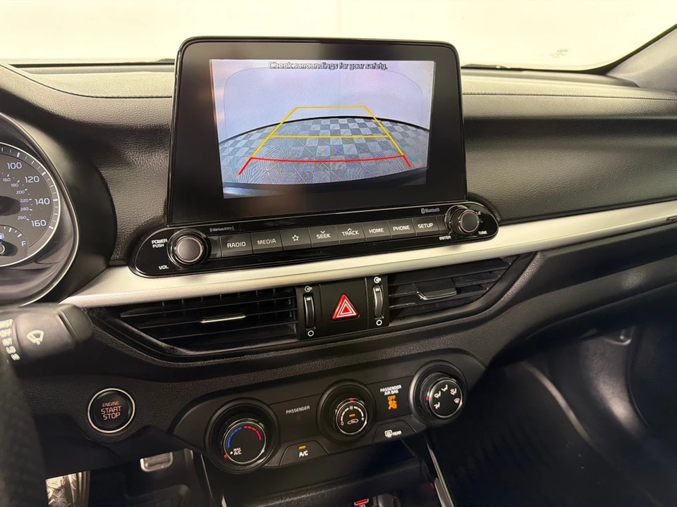 2020 Kia Forte - Image 16 of 21