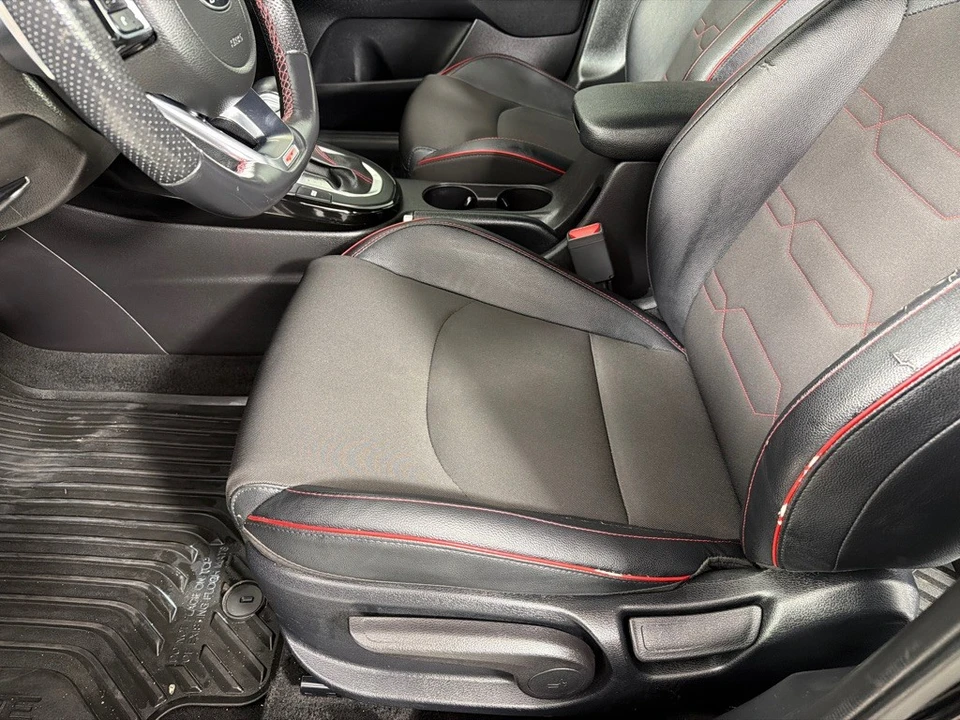 2020 Kia Forte - Image 12 of 21