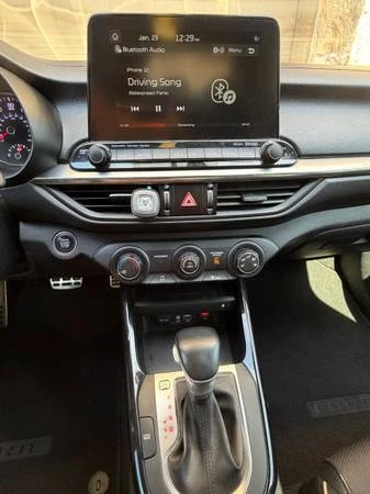 2020 Kia Forte - Image 6 of 12