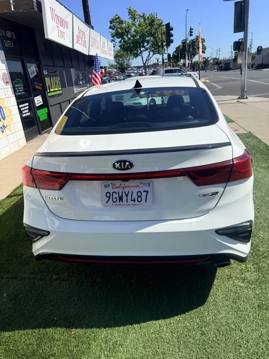 2020 Kia Forte - Image 6 of 16
