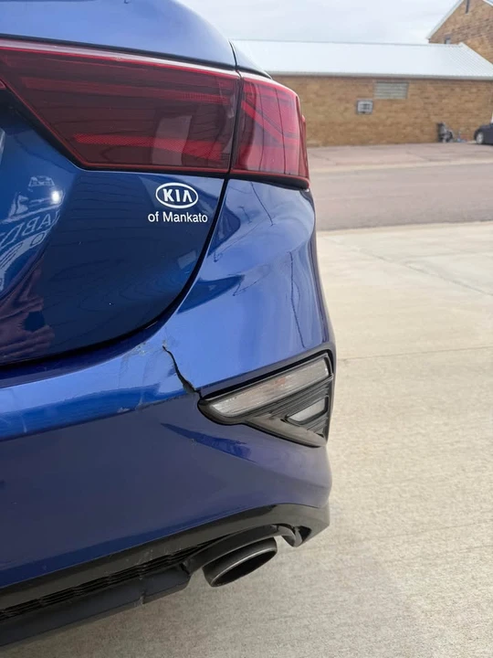 2020 Kia Forte - Image 10 of 17