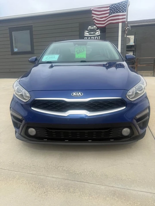 2020 Kia Forte - Image 2 of 17