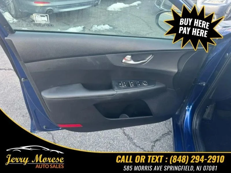 2020 Kia Forte - Image 7 of 12