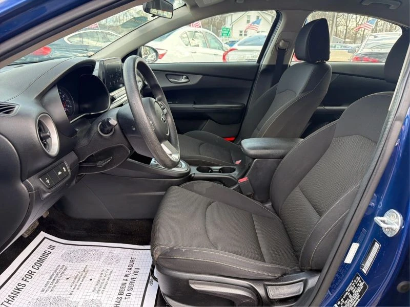2020 Kia Forte - Image 9 of 12