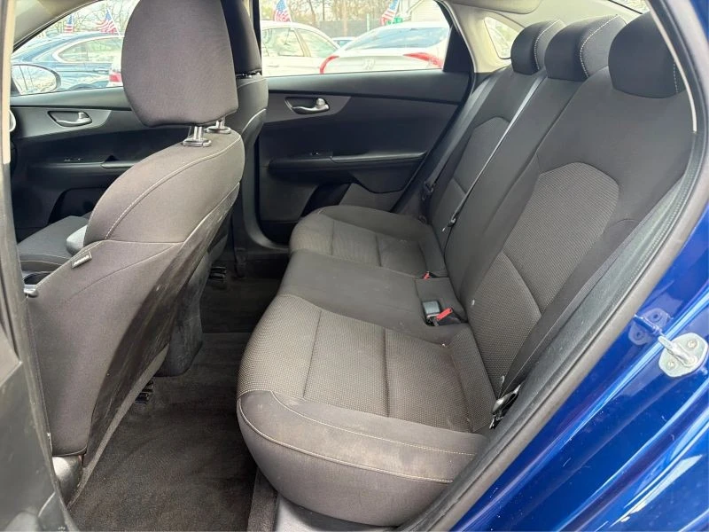 2020 Kia Forte - Image 10 of 12