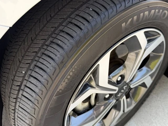 2020 Kia Forte - Image 14 of 21