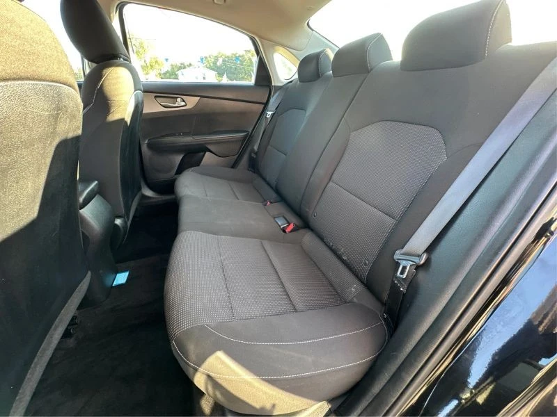 2020 Kia Forte - Image 10 of 12