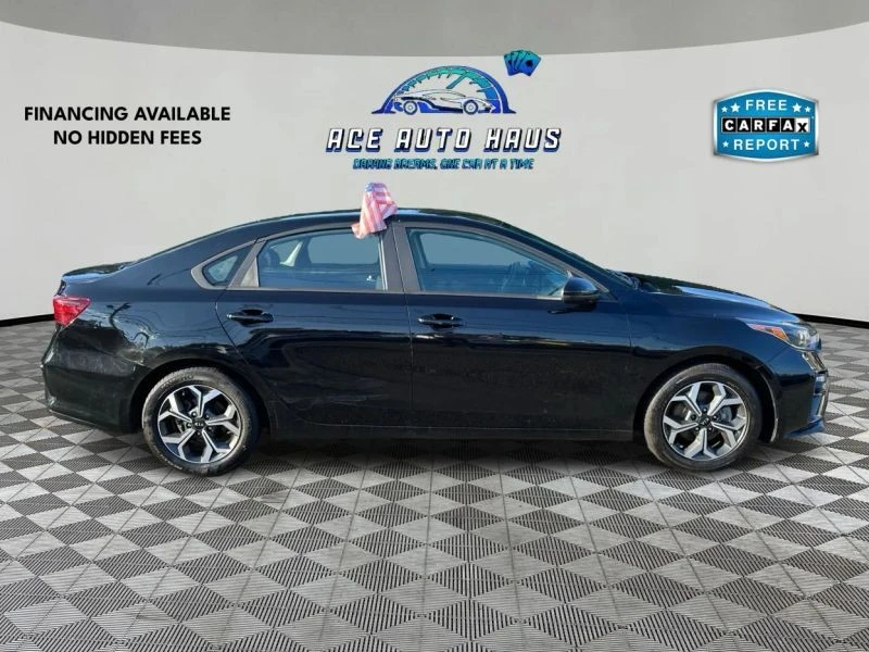 2020 Kia Forte - Image 8 of 12