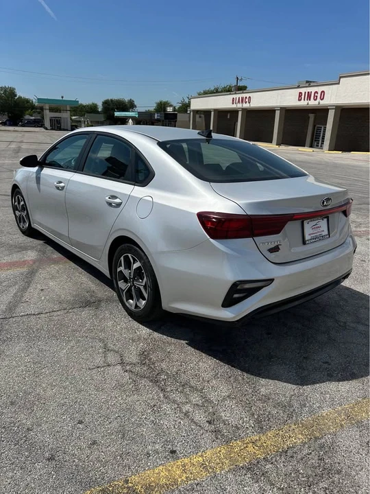 2020 Kia Forte - Image 3 of 9