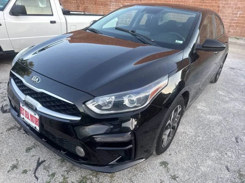 2020 Kia Forte - Image 8 of 12