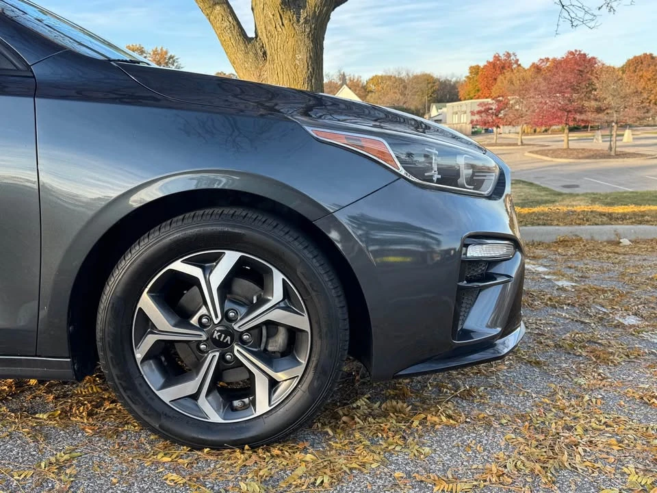 2020 Kia Forte - Image 8 of 15