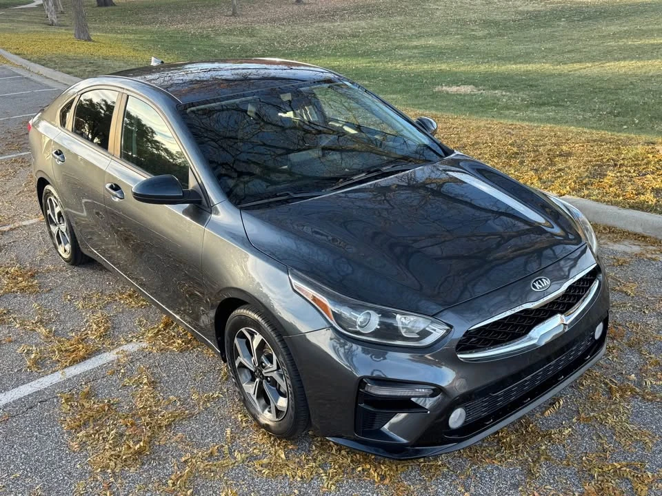 2020 Kia Forte - Image 9 of 15
