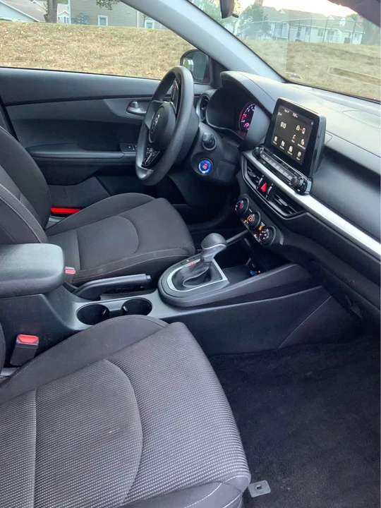 2020 Kia Forte - Image 14 of 15