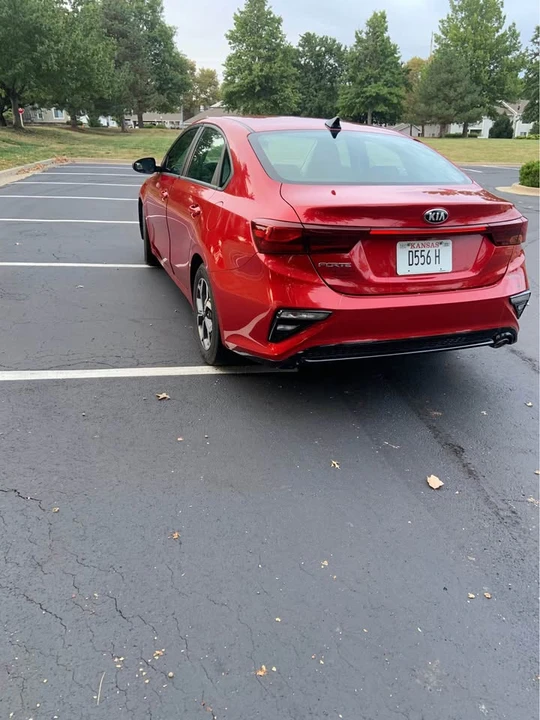 2020 Kia Forte - Image 6 of 15