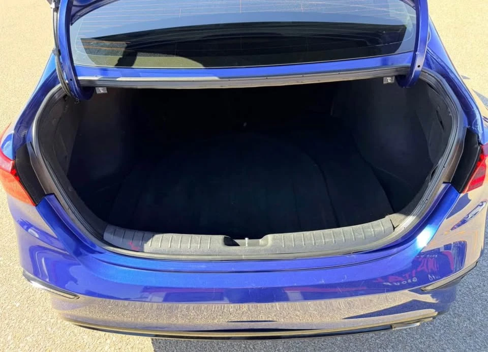 2020 Kia Forte - Image 15 of 17