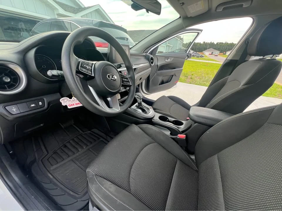 2020 Kia Forte - Image 14 of 19