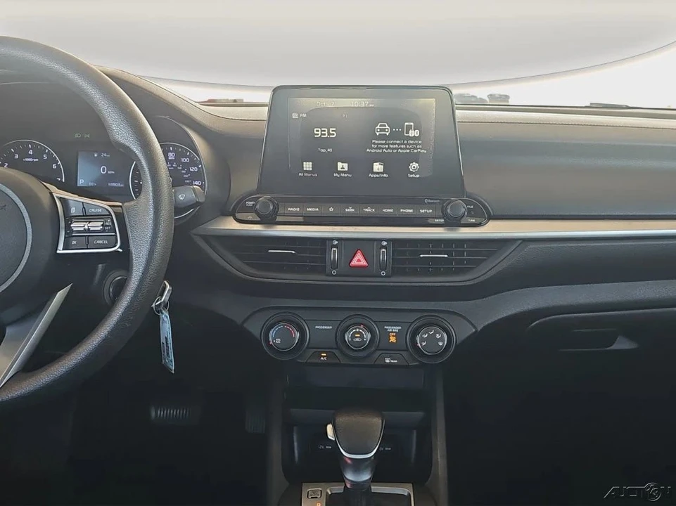 2020 Kia Forte - Image 16 of 21