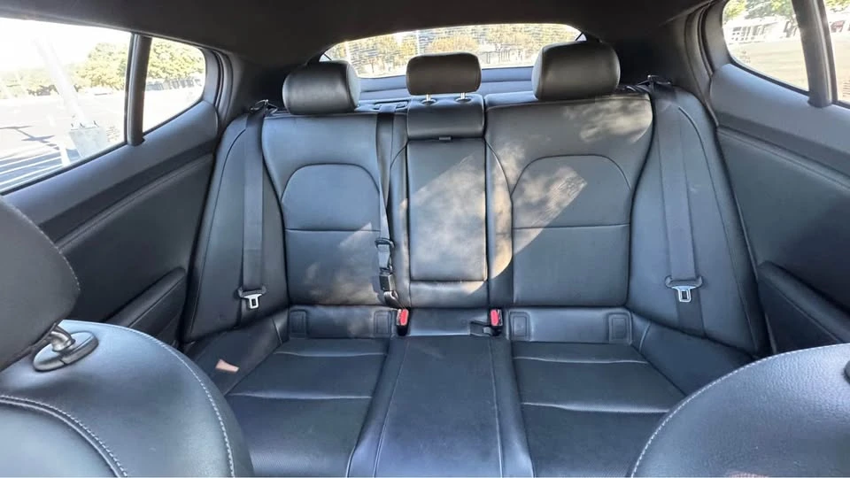 2020 Kia Stinger - Image 9 of 10