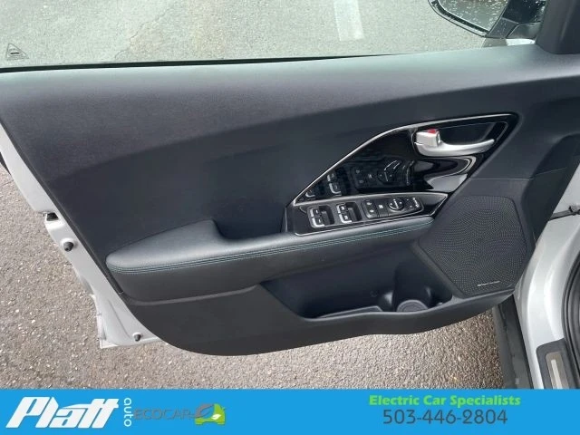 2020 Kia Niro - Image 19 of 21