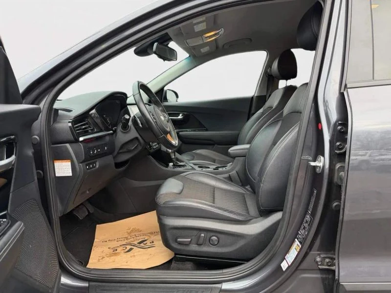 2020 Kia Niro - Image 9 of 12