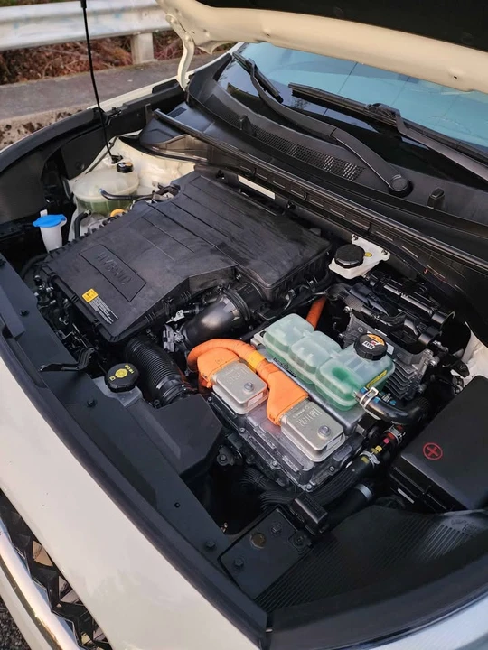 2020 Kia Niro - Image 15 of 17