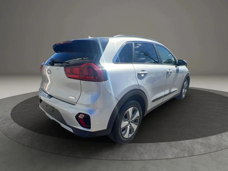 2020 Kia Niro - Image 5 of 12