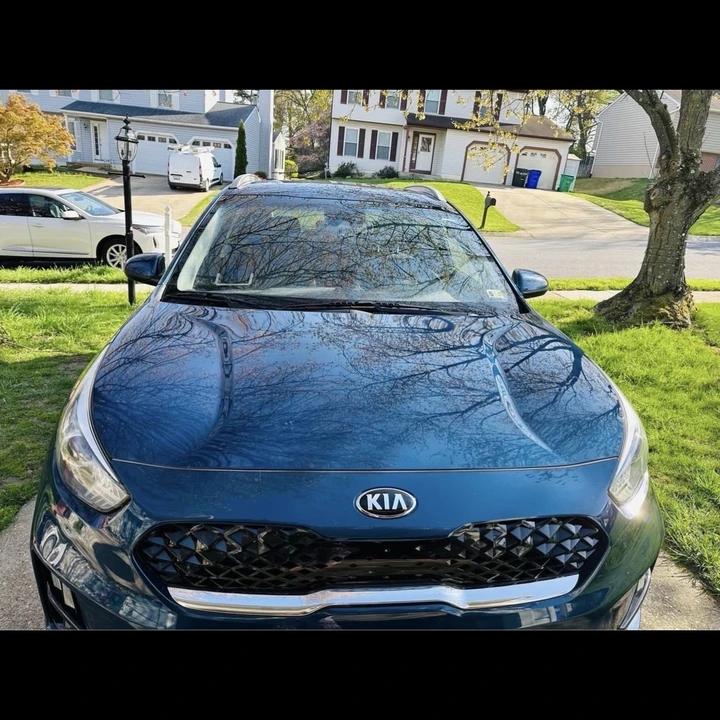 2020 Kia Niro - Image 2 of 10