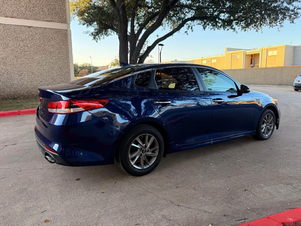 2020 Kia Optima/K5 - Image 5 of 16