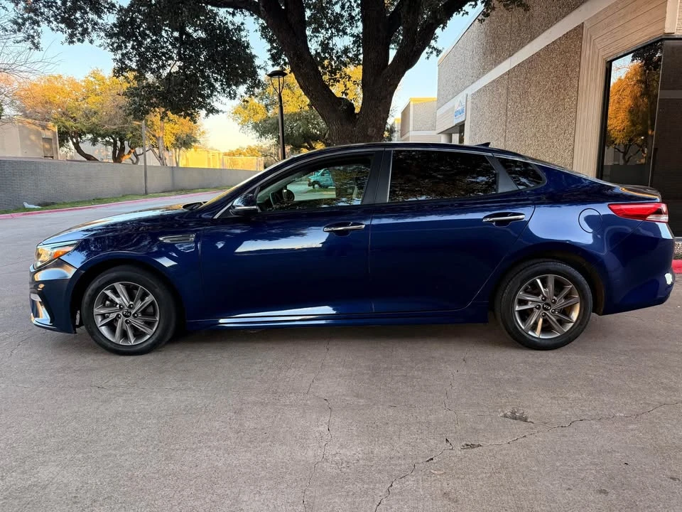 2020 Kia Optima/K5 - Image 9 of 16