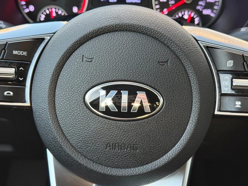 2020 Kia Optima/K5 - Image 18 of 21