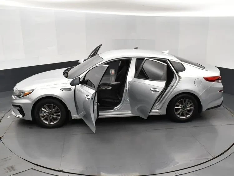 2020 Kia Optima/K5 - Image 7 of 12