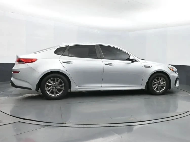 2020 Kia Optima/K5 - Image 4 of 12