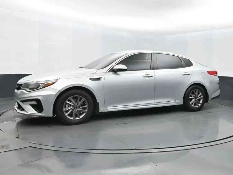 2020 Kia Optima/K5 - Image 5 of 12