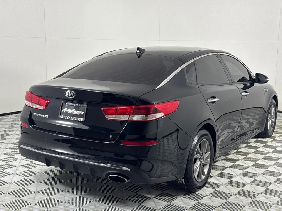 2020 Kia Optima/K5 - Image 5 of 12