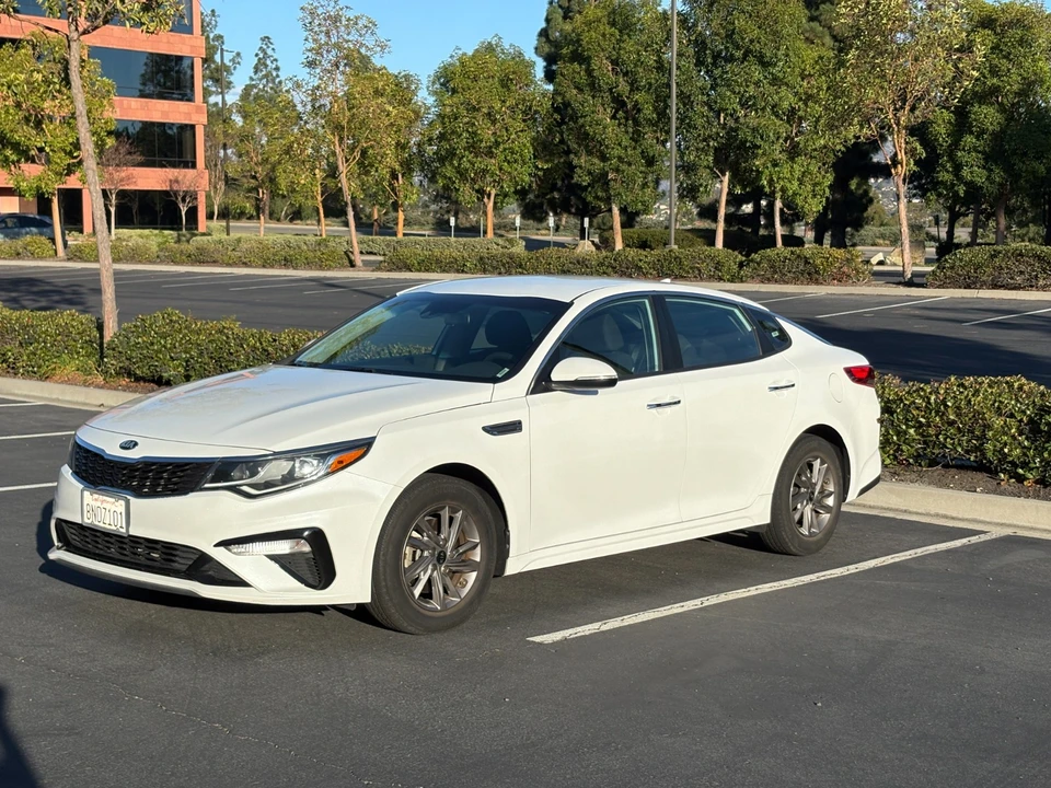 2020 Kia Optima/K5 - Image 2 of 13