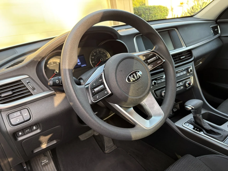 2020 Kia Optima/K5 - Image 11 of 13