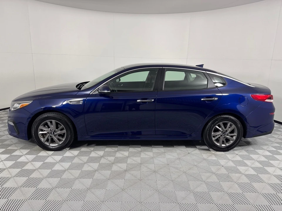 2020 Kia Optima/K5 - Image 8 of 12
