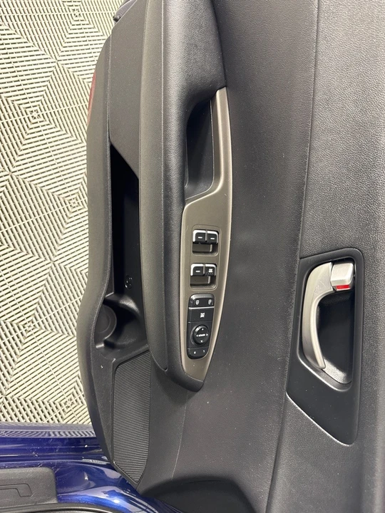 2020 Kia Optima/K5 - Image 10 of 12