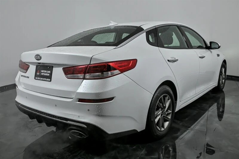 2020 Kia Optima/K5 - Image 10 of 21