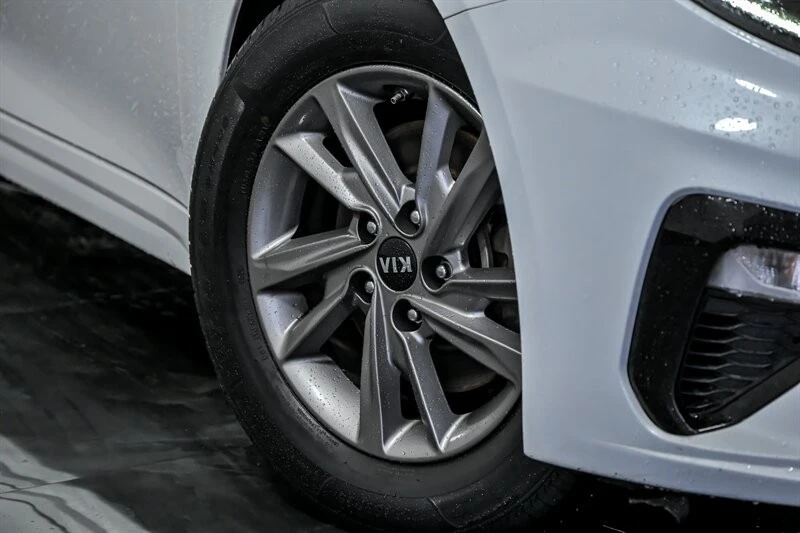 2020 Kia Optima/K5 - Image 3 of 21
