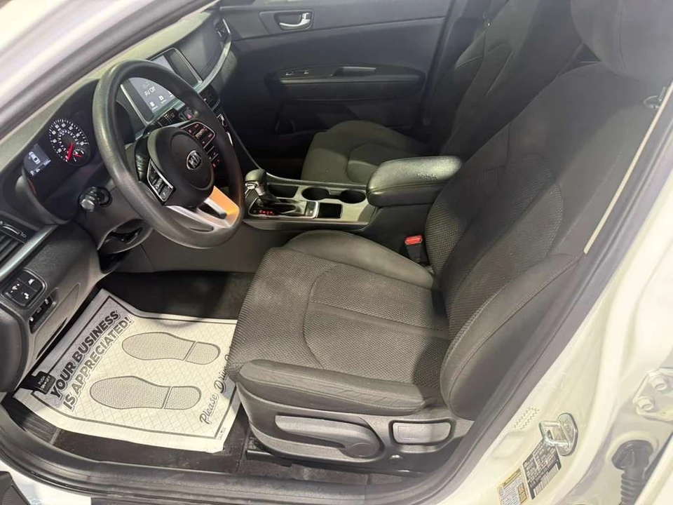2020 Kia Optima/K5 - Image 28 of 31