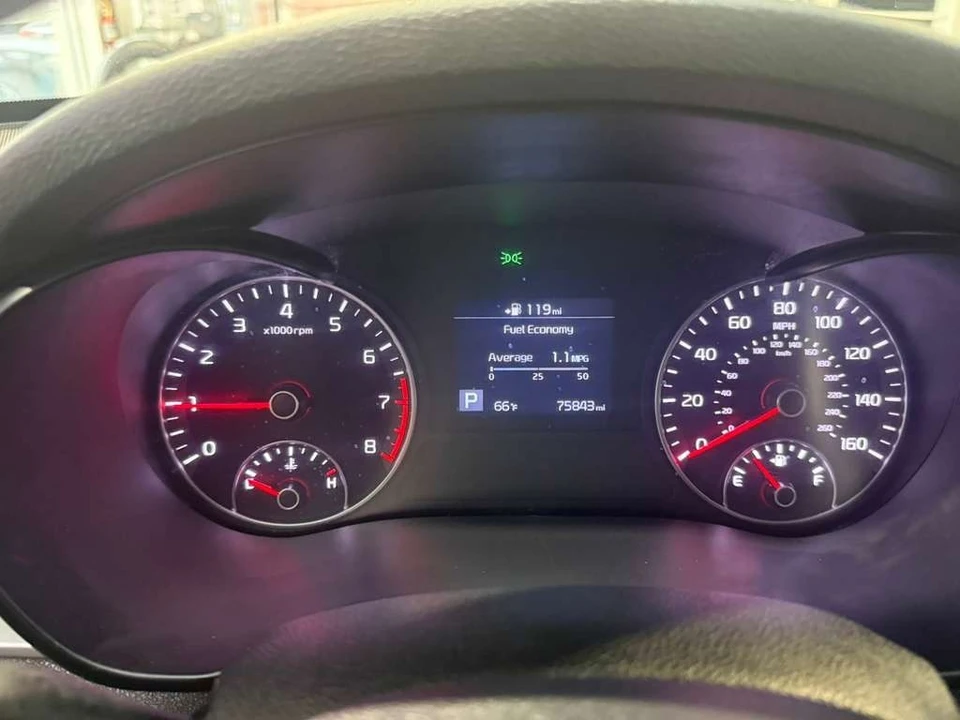 2020 Kia Optima/K5 - Image 14 of 31