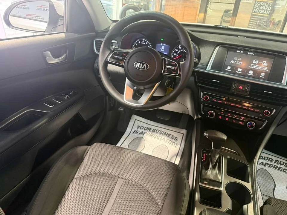 2020 Kia Optima/K5 - Image 25 of 31