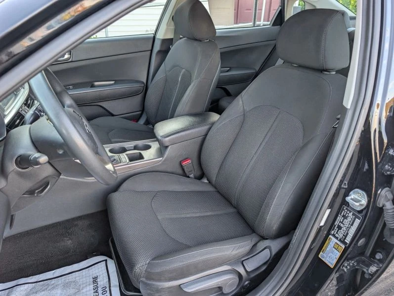 2020 Kia Optima/K5 - Image 9 of 12