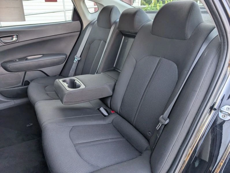 2020 Kia Optima/K5 - Image 10 of 12