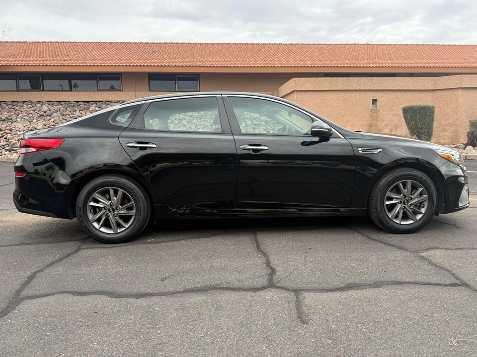 2020 Kia Optima/K5 - Image 2 of 21