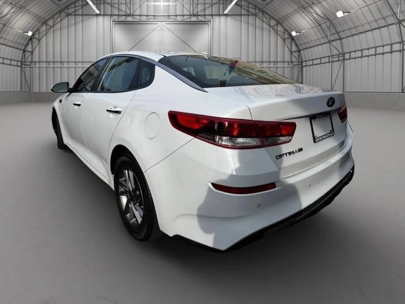 2020 Kia Optima/K5 - Image 5 of 12